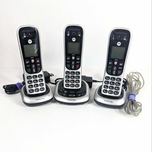3 Cordless Phones Motorola CD401-B  Handset & Home Base + 2 CD401-C